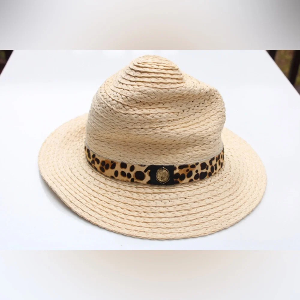 Vince Camuto hat